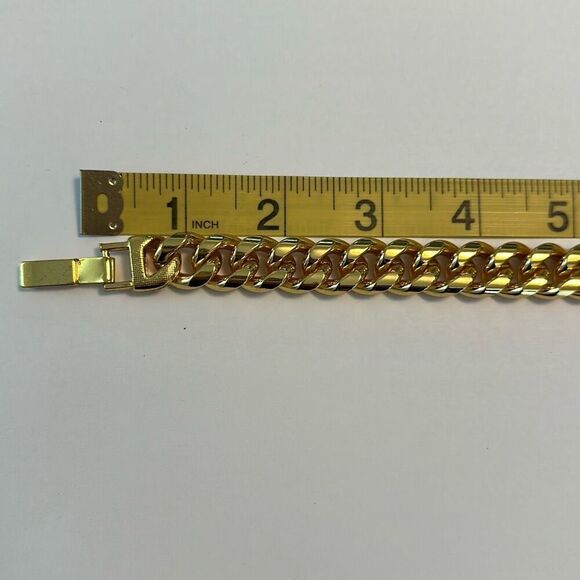 Gold Tone Chain Chunky Statement Necklace - Picture 4 of 6